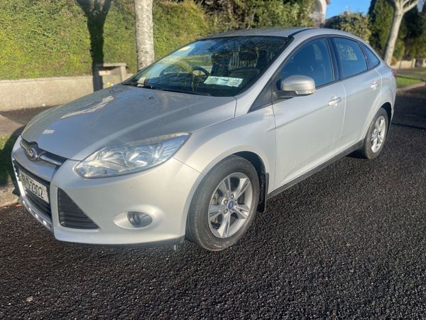 Ford Focus Saloon, Diesel, 2015, Silver