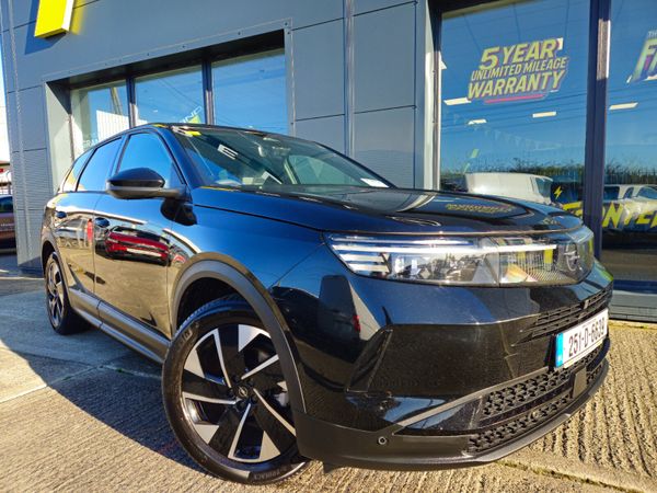 Opel Grandland SUV, Petrol Hybrid, 2025, Black