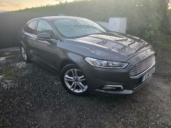 Ford Mondeo Hatchback, Diesel, 2016, Grey