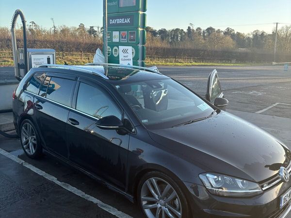 Volkswagen Golf Estate, Petrol, 2016, Black