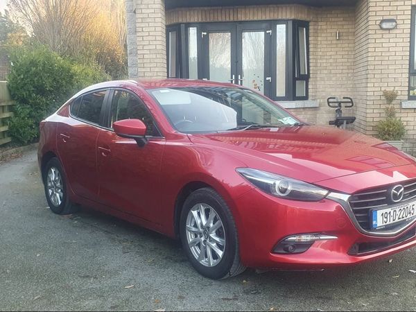 Mazda Mazda3 Saloon, Diesel, 2019, Red