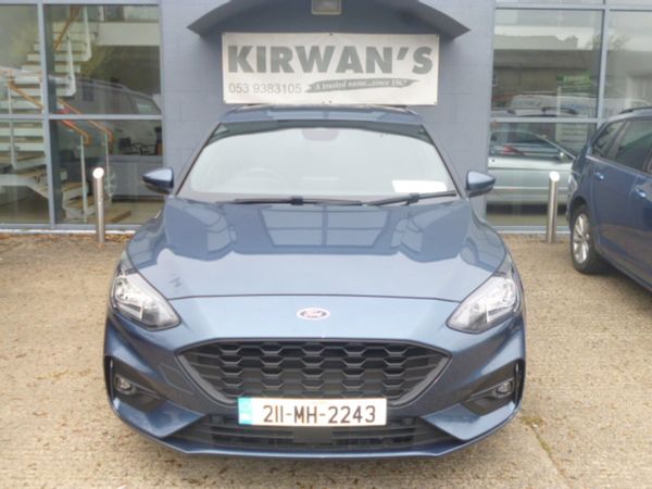 Ford Focus Hatchback, Petrol Hybrid, 2021, Blue