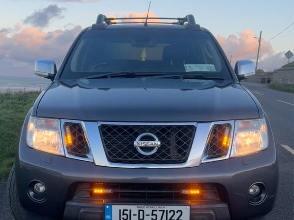 Nissan Navara Pick Up, Diesel, 2015, Grey