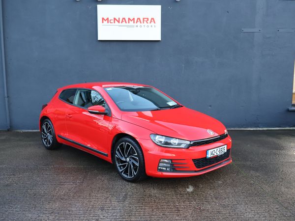 Volkswagen Scirocco Hatchback, Petrol, 2014, Red
