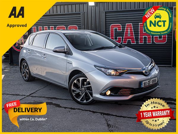 Toyota Auris MPV, Petrol Hybrid, 2016, Silver