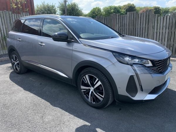 Peugeot 5008 MPV, Diesel, 2021, Grey