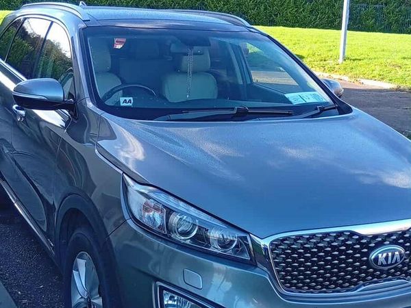Kia Sorento SUV, Diesel, 2016, Grey