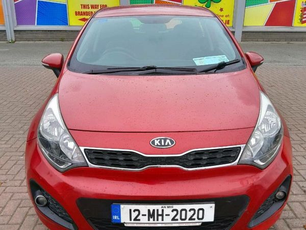 Kia Rio Hatchback, Diesel, 2012, Red