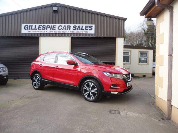 Nissan Qashqai SUV, Diesel, 2019, Red