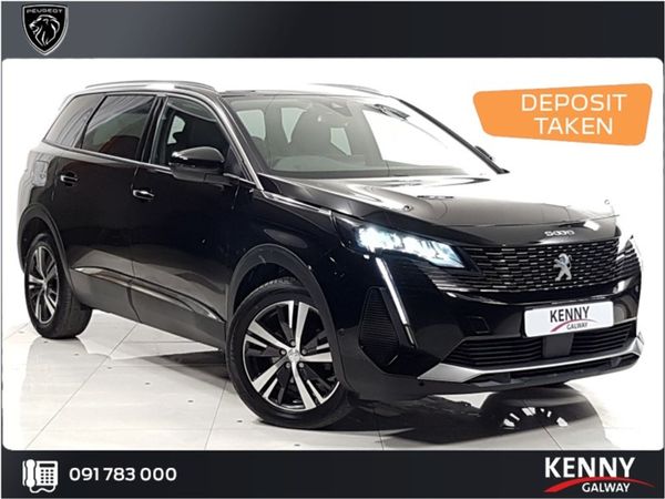 Peugeot 5008 MPV, Petrol, 2022, Black