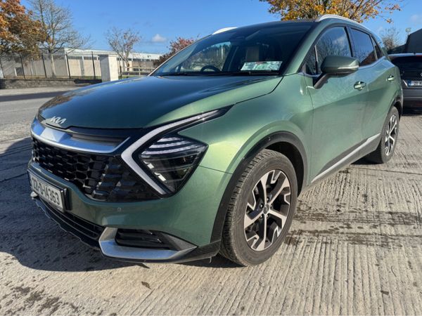 Kia Sportage MPV, Diesel, 2022, Green