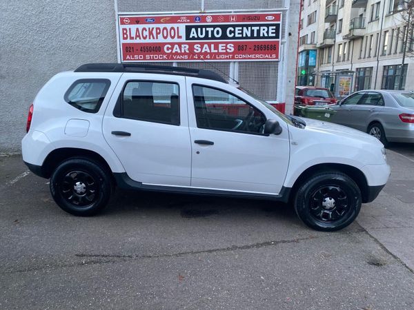 Dacia Duster SUV, Diesel, 2014, White