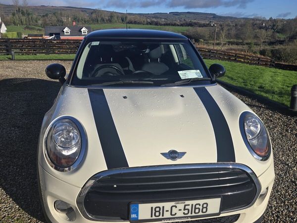 Mini Cooper Hatchback, Petrol, 2018, White