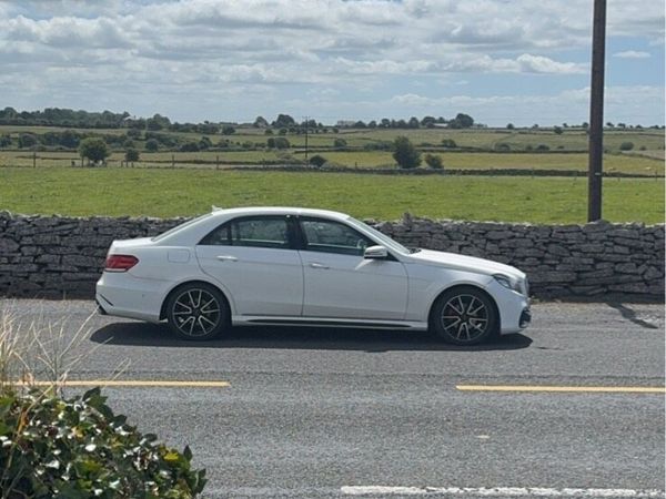 Mercedes-Benz E-Class Saloon, Diesel, 2013, White