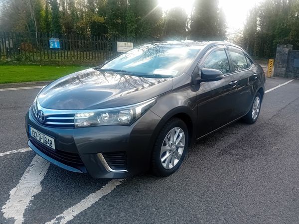 Toyota Corolla Saloon, Diesel, 2013, Grey