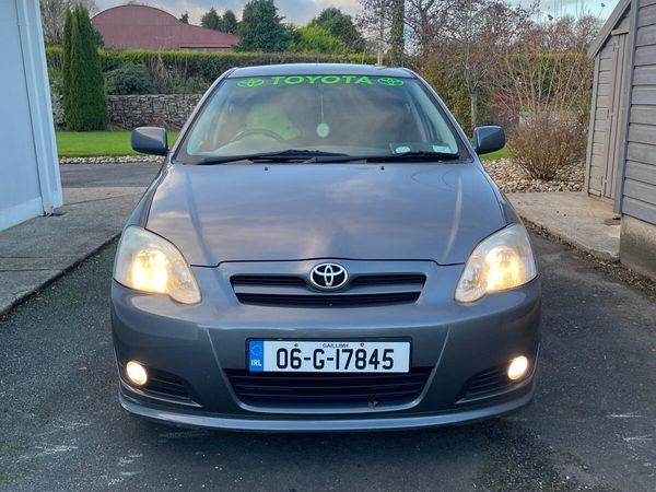 Toyota Corolla Hatchback, Petrol, 2006, Grey