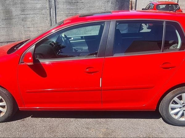 Volkswagen Golf Hatchback, Diesel, 2008, Red