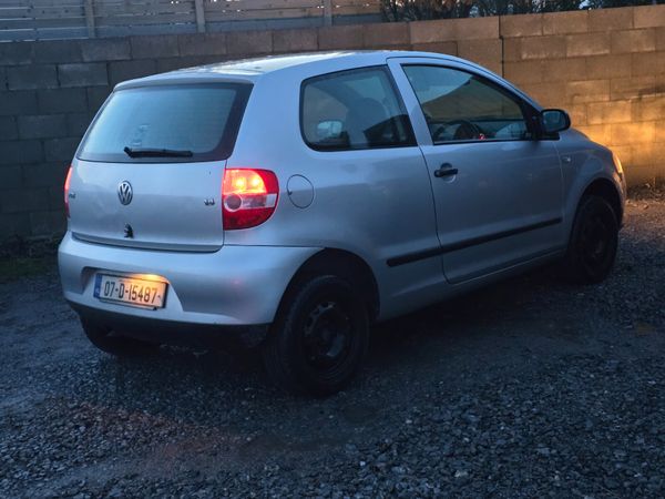 Volkswagen Fox Hatchback, Petrol, 2007, Silver
