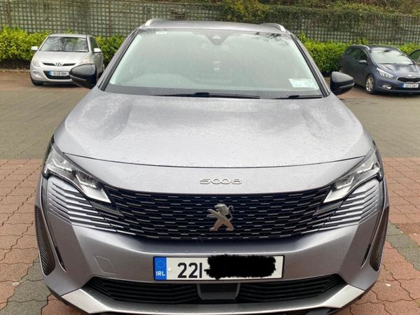 Peugeot 5008 MPV, Diesel, 2022, Grey