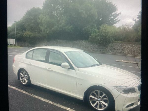 BMW 3-Series Saloon, Diesel, 2010, White