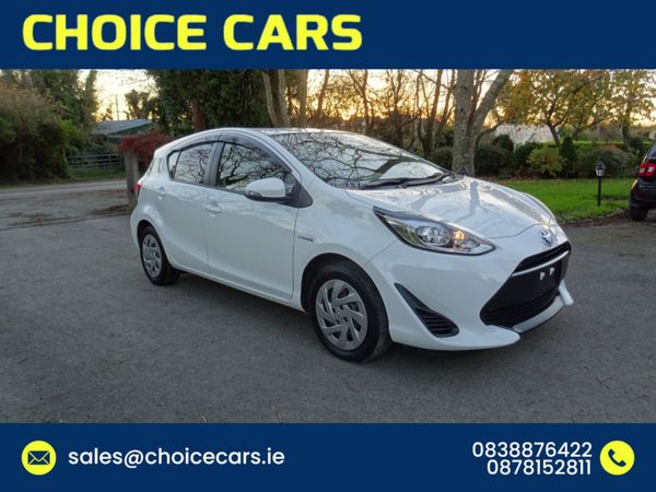 Toyota Aqua Hatchback, Petrol Hybrid, 2019, White