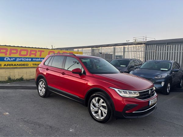 Volkswagen Tiguan Estate, Diesel, 2021, Red