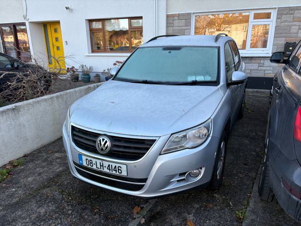 Volkswagen Tiguan SUV, Petrol, 2008, Silver