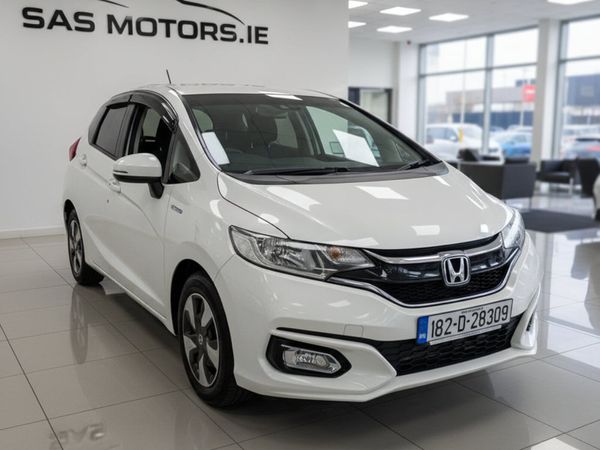 Honda Fit Hatchback, Petrol Hybrid, 2018, White
