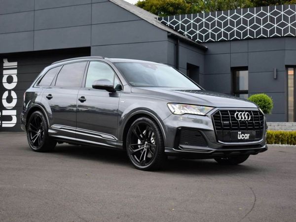 Audi Q7 , Hybrid, 2020, Grey
