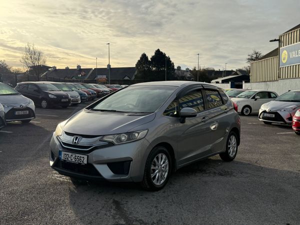 Honda Fit Hatchback, Petrol Hybrid, 2013, Silver