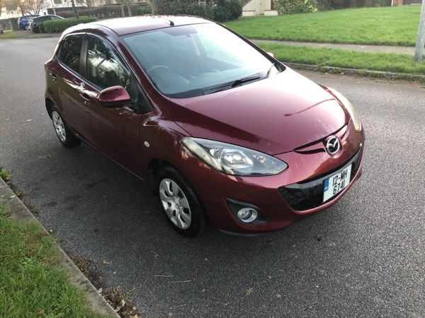 Mazda Demio MPV, Petrol, 2012, Red