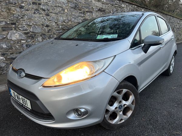 Ford Fiesta Hatchback, Petrol, 2010, Silver