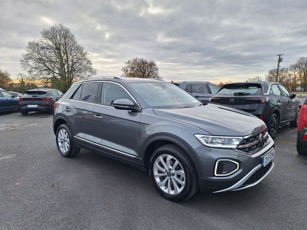 Volkswagen T-Roc SUV, Diesel, 2023, Grey