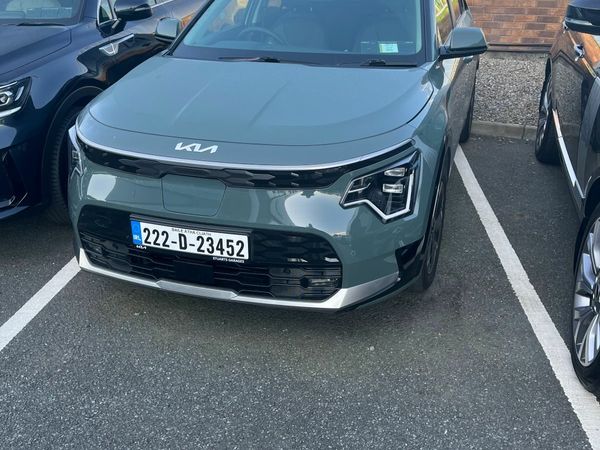 Kia Niro SUV, Electric, 2022, Green