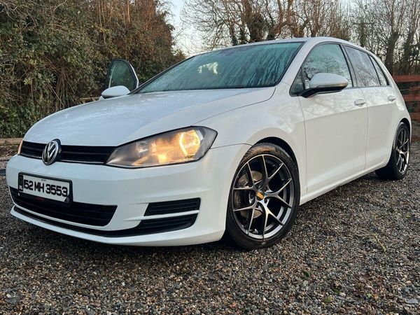Volkswagen Golf Hatchback, Petrol, 2015, White