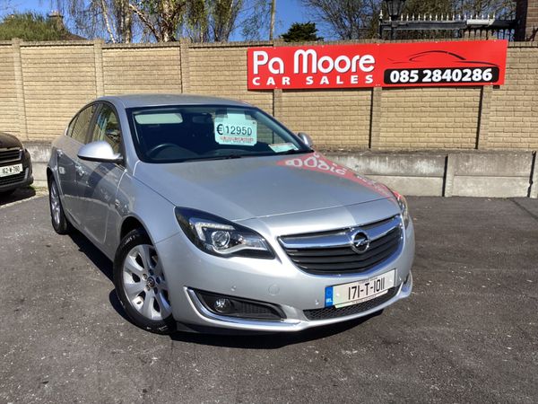 Opel Insignia Hatchback, Diesel, 2017, Grey