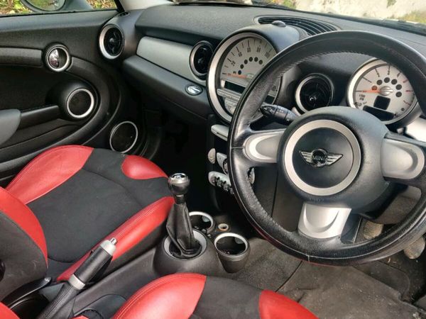 Mini Cooper Hatchback, Diesel, 2008, Silver