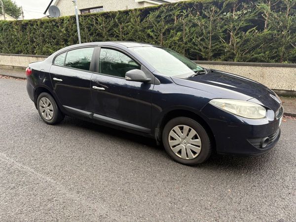 Renault Fluence Saloon, Diesel, 2011, Blue