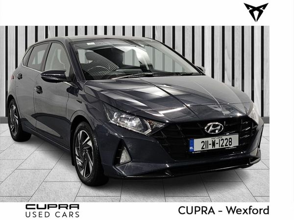 Hyundai i20 Hatchback, Petrol, 2021, Grey