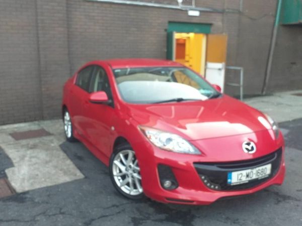 Mazda Mazda3 Saloon, Diesel, 2012, Red