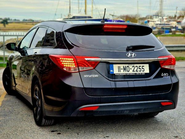 Hyundai i40 Estate/Jeep, Diesel, 2011, Black