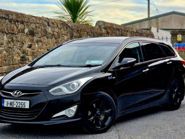 Hyundai i40 Estate/Jeep, Diesel, 2011, Black