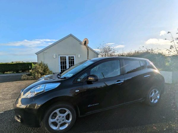 Nissan Leaf Hatchback, Electric, 2017, Black