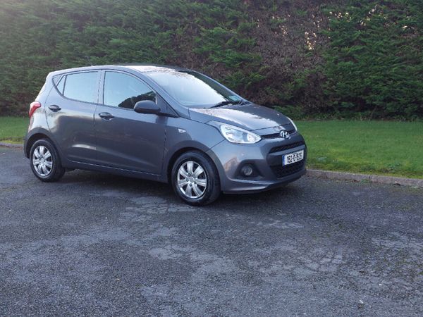 Hyundai i10 Hatchback, Petrol, 2015, Grey