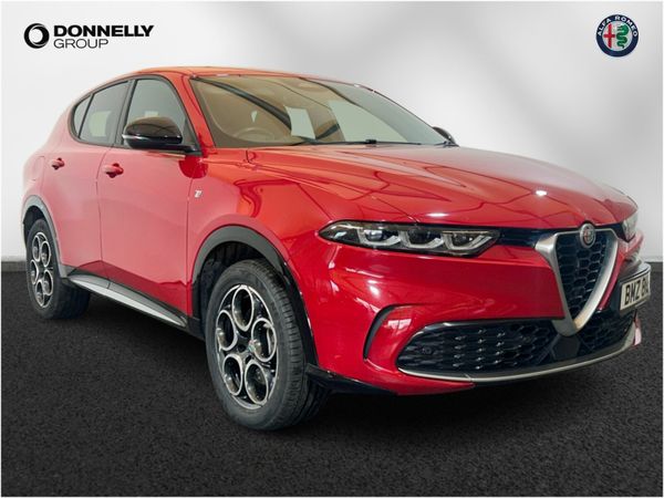 Alfa Romeo Tonale Hatchback, Petrol Hybrid, 2023, Red