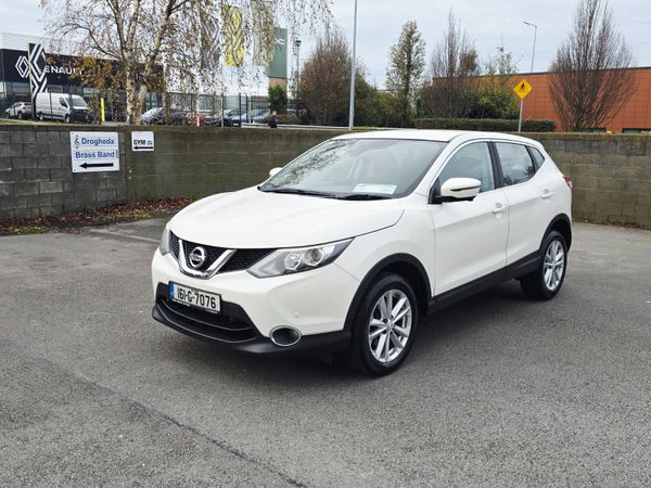 Nissan Qashqai Hatchback, Diesel, 2016, White