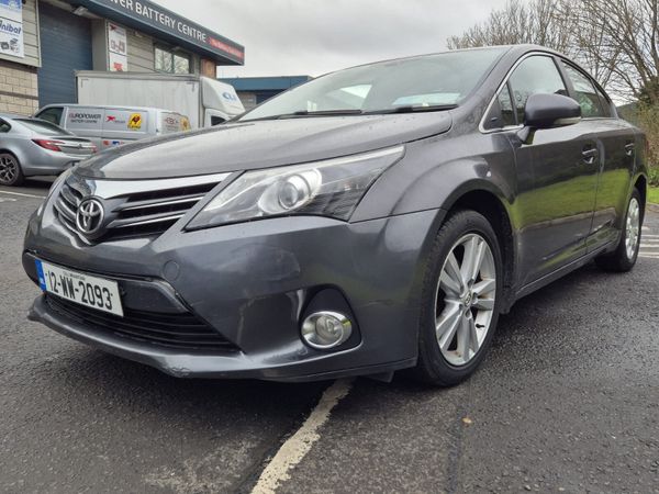 Toyota Avensis Saloon, Diesel, 2012, Grey