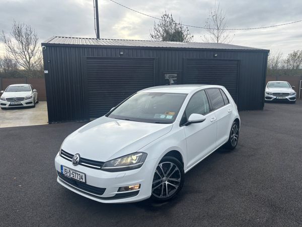 Volkswagen Golf Hatchback, Petrol, 2015, White