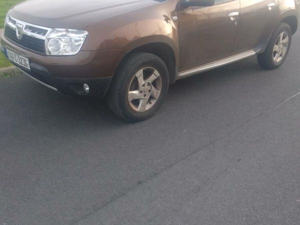 Dacia Duster SUV, Diesel, 2014, Brown