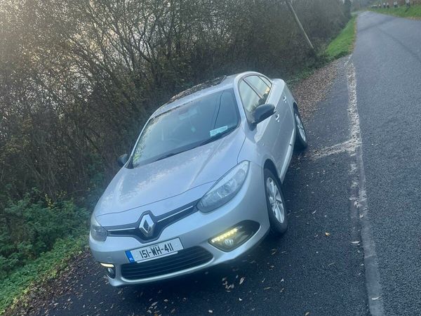 Renault Fluence Saloon, Diesel, 2015, Silver
